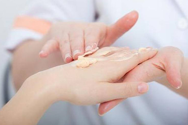 妮维雅护手霜哪一种润