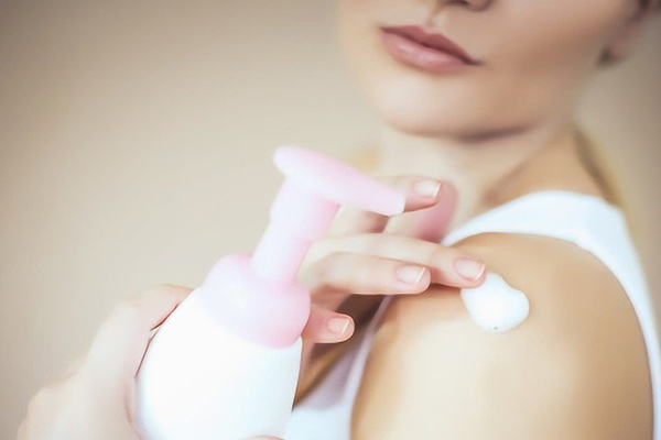 身体乳有必要一天两次吗(身体乳有必要一天两次吗男生)