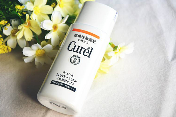 珂润防晒霜好用吗