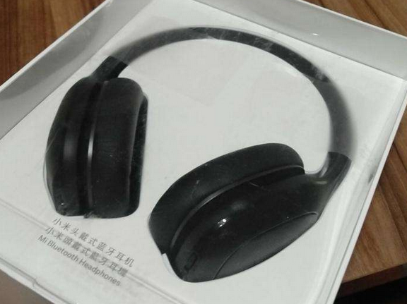 小米头戴式蓝牙耳机怎么连接
