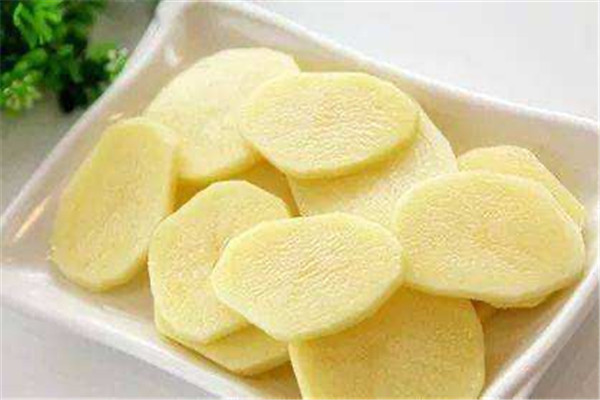 生土豆片敷脸敷多长时间一次