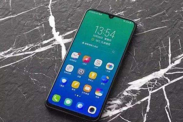 数码百科 v1813t是什么型号v1813t是vivo z3i移动全网通定制版的入网