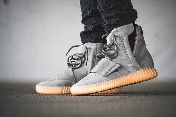 yeezy750真假对比怎么看