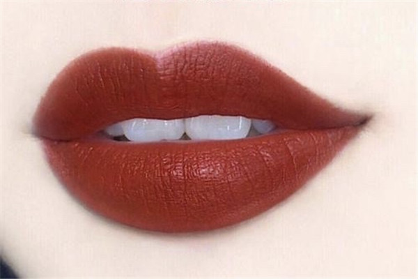 mac牛血红是哪个色号