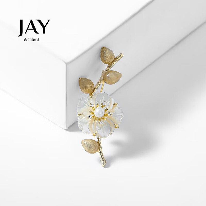 Jay 花朵胸針